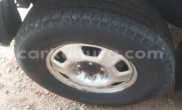 Buy Used Toyota Land Cruiser Prado Silver Car in Bujumbura in Bujumbura Buy Used Toyota Land Cruiser Prado Silver Car in Bujumbura in Bujumbura