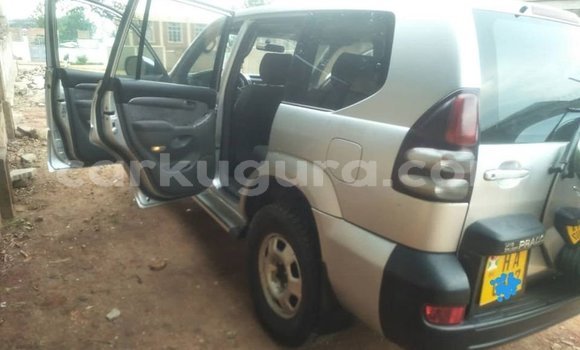 Buy Used Toyota Land Cruiser Prado Silver Car in Bujumbura in Bujumbura Buy Used Toyota Land Cruiser Prado Silver Car in Bujumbura in Bujumbura