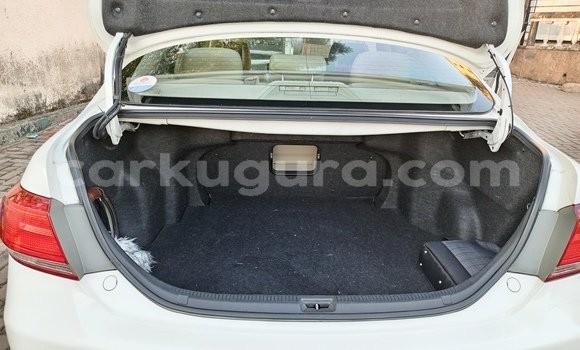 Buy Used Toyota Camry White Car in Bujumbura in Bujumbura Buy Used Toyota Camry White Car in Bujumbura in Bujumbura
