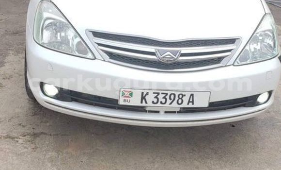 Acheter Occasion Voiture Toyota Allion Blanc à Bujumbura, Bujumbura Acheter Occasion Voiture Toyota Allion Blanc à Bujumbura, Bujumbura