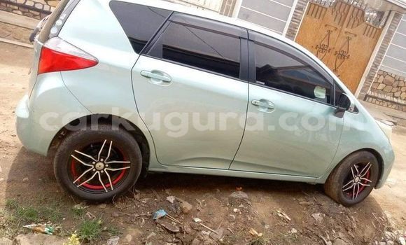 Acheter Occasion Voiture Toyota Ractis Vert à Bujumbura, Bujumbura