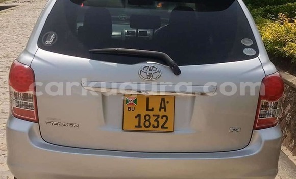 Acheter Occasion Voiture Toyota Corolla Gris à Bujumbura, Bujumbura Acheter Occasion Voiture Toyota Corolla Gris à Bujumbura, Bujumbura