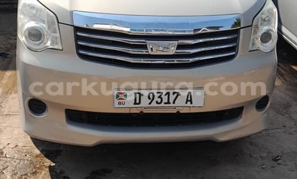 Nunua Ilio tumika Toyota Noah Nyingine Gari ndani ya Bujumbura nchini Bujumbura Nunua Ilio tumika Toyota Noah Nyingine Gari ndani ya Bujumbura nchini Bujumbura