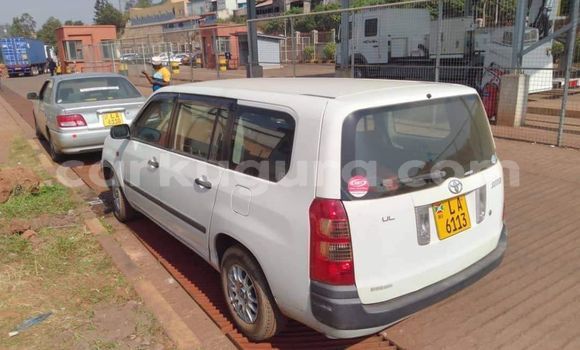 Acheter Occasion Voiture Abarth 124 Spider Blanc à Bujumbura, Bujumbura
