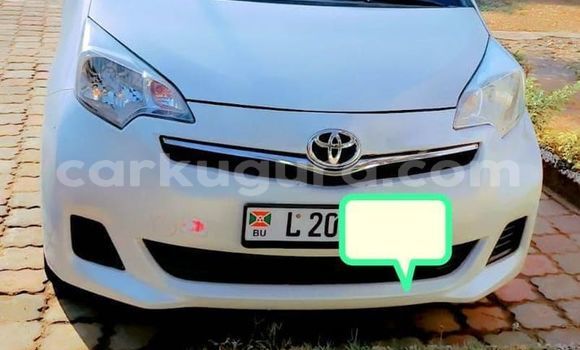 Buy Used Toyota Avalon White Car in Bujumbura in Bujumbura Buy Used Toyota Avalon White Car in Bujumbura in Bujumbura