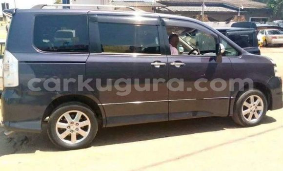 Acheter Occasion Voiture Toyota Voxy Autre à Bujumbura, Bujumbura Acheter Occasion Voiture Toyota Voxy Autre à Bujumbura, Bujumbura
