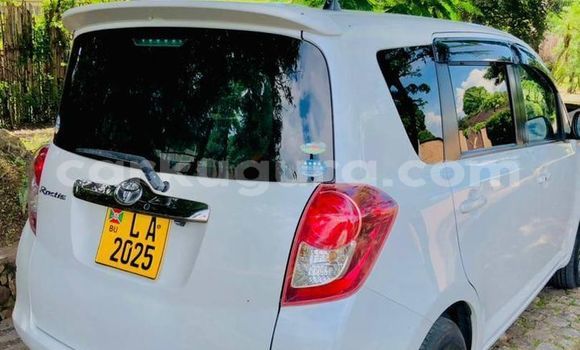 Buy Used Toyota Ractis White Car in Bujumbura in Bujumbura Buy Used Toyota Ractis White Car in Bujumbura in Bujumbura