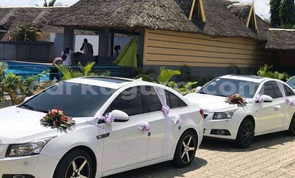 Acheter Occasion Voiture Jeep Cherokee Blanc à Bujumbura, Bujumbura