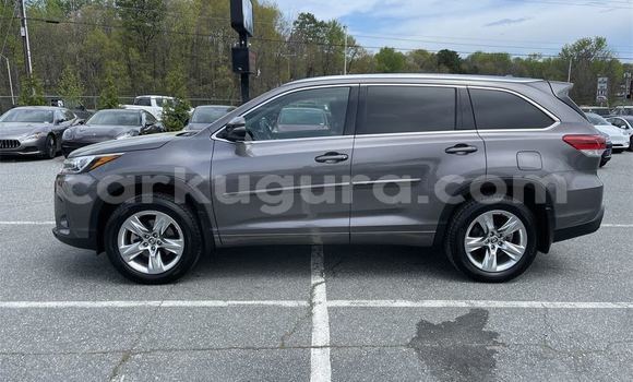 Buy Used Toyota Highlander Other Car in Cankuzo in Cankuzo Buy Used Toyota Highlander Other Car in Cankuzo in Cankuzo