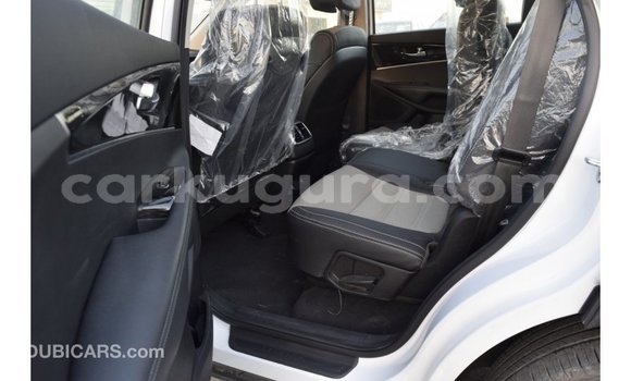 Acheter Import Voiture Kia Sorento Blanc à Import - Dubai, Bujumbura