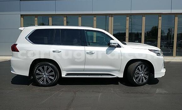 Buy Used Lexus LX 570 White Car in Bubanza in Bubanza