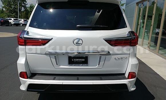 Acheter Occasion Voiture Lexus LX 570 Blanc à Bubanza, Bubanza Acheter Occasion Voiture Lexus LX 570 Blanc à Bubanza, Bubanza