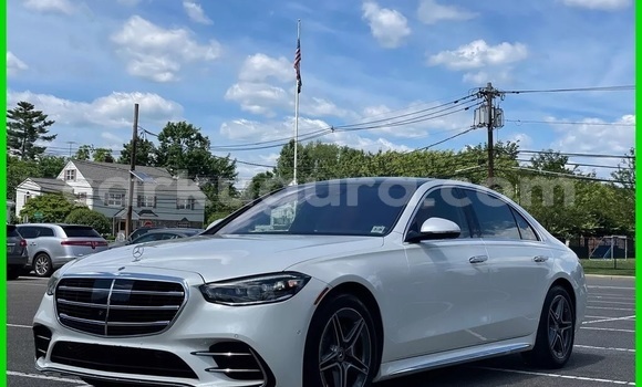 Acheter Occasion Voiture Mercedes-Benz S–Class Blanc à Bubanza, Bubanza