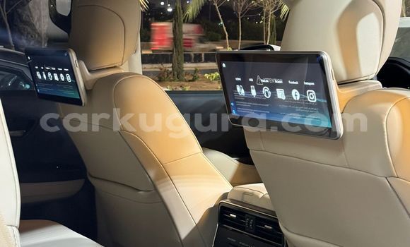 Acheter Occasion Voiture Toyota Land Cruiser Blanc à Buterer, Bujumbura Acheter Occasion Voiture Toyota Land Cruiser Blanc à Buterer, Bujumbura