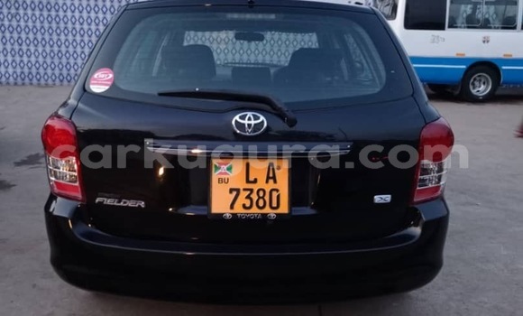 Nunua Ilio tumika Toyota Corolla Nyeusi Gari ndani ya Ngagara nchini Bujumbura Nunua Ilio tumika Toyota Corolla Nyeusi Gari ndani ya Ngagara nchini Bujumbura