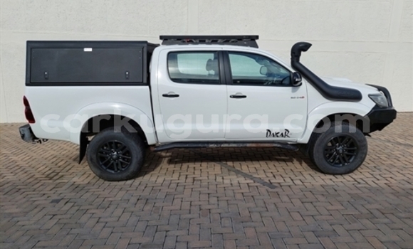 Buy Used Toyota Hilux White Car in Gitega in Burundi Buy Used Toyota Hilux White Car in Gitega in Burundi