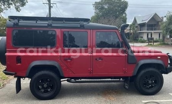 Nunua Ilio tumika Land Rover Defender Nyekundu Gari ndani ya Gitega nchini Burundi Nunua Ilio tumika Land Rover Defender Nyekundu Gari ndani ya Gitega nchini Burundi