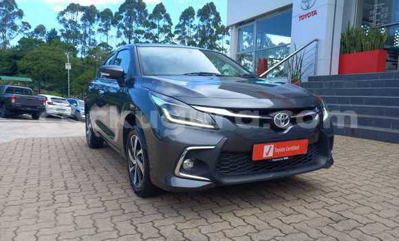 Buy Used Toyota Starlet Blue Car in Gitega in Burundi Buy Used Toyota Starlet Blue Car in Gitega in Burundi