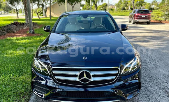 Nunua Ilio tumika Mercedes-Benz E–Class Nyingine Gari ndani ya Gitega nchini Burundi Nunua Ilio tumika Mercedes-Benz E–Class Nyingine Gari ndani ya Gitega nchini Burundi