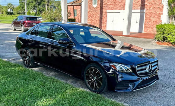 Nunua Ilio tumika Mercedes-Benz E–Class Nyingine Gari ndani ya Gitega nchini Burundi Nunua Ilio tumika Mercedes-Benz E–Class Nyingine Gari ndani ya Gitega nchini Burundi