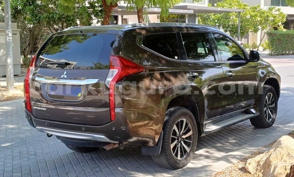 Nunua Ilio tumika Mitsubishi Montero Sport Brown Gari ndani ya Gitega nchini Burundi Nunua Ilio tumika Mitsubishi Montero Sport Brown Gari ndani ya Gitega nchini Burundi