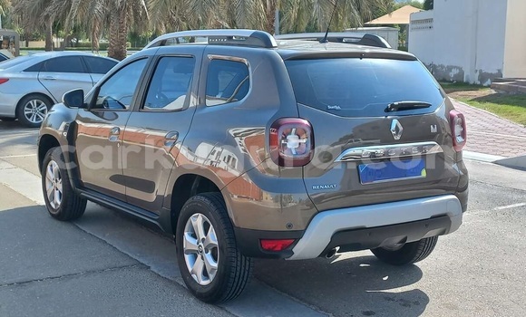 Nunua Ilio tumika Renault Duster Beige Gari ndani ya Gitega nchini Burundi Nunua Ilio tumika Renault Duster Beige Gari ndani ya Gitega nchini Burundi