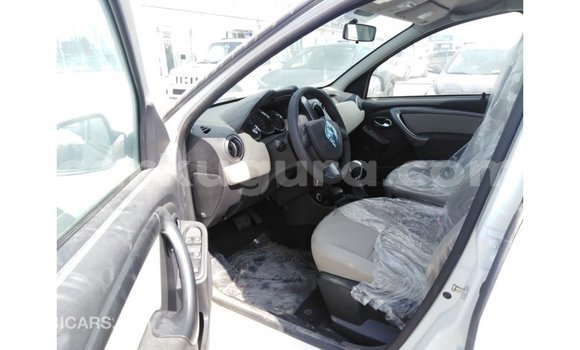 Nunua Imported Renault Duster Nyeupe Gari ndani ya Import - Dubai nchini Bujumbura Nunua Imported Renault Duster Nyeupe Gari ndani ya Import - Dubai nchini Bujumbura