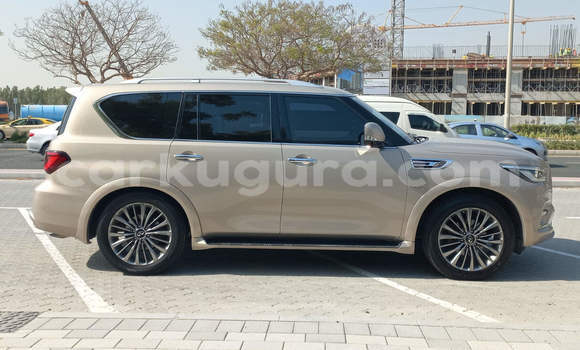 Nunua Ilio tumika Infiniti QX80 Beige Gari ndani ya Gitega nchini Burundi Nunua Ilio tumika Infiniti QX80 Beige Gari ndani ya Gitega nchini Burundi