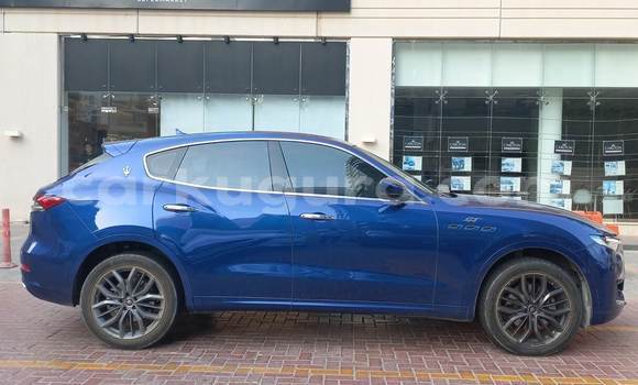 Acheter Occasion Voiture Maserati Levante Bleu à Gitega, Burundi Acheter Occasion Voiture Maserati Levante Bleu à Gitega, Burundi