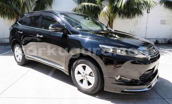 Buy Used Toyota Harrier Red Car in Gitega in Burundi Buy Used Toyota Harrier Red Car in Gitega in Burundi