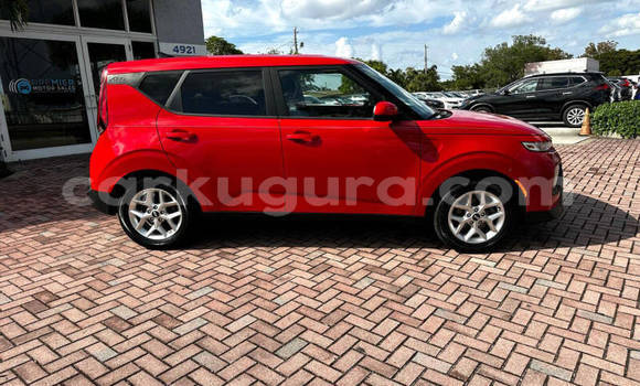 Nunua Ilio tumika Kia Soul Nyekundu Gari ndani ya Gitega nchini Burundi Nunua Ilio tumika Kia Soul Nyekundu Gari ndani ya Gitega nchini Burundi
