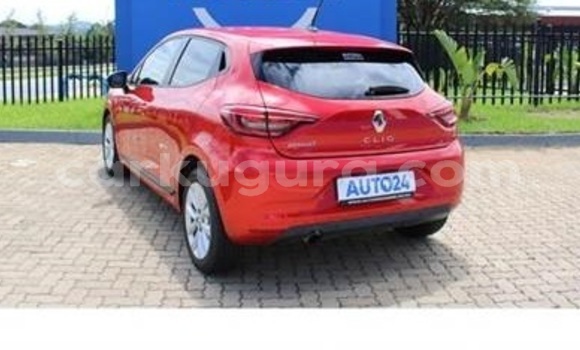 Nunua Ilio tumika Renault Clio Nyekundu Gari ndani ya Gitega nchini Burundi Nunua Ilio tumika Renault Clio Nyekundu Gari ndani ya Gitega nchini Burundi