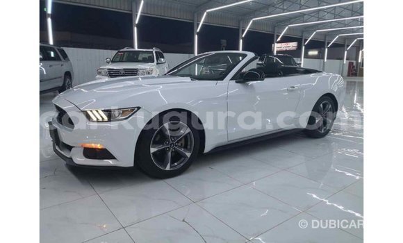 Nunua Imported Ford Mustang Nyeupe Gari ndani ya Import - Dubai nchini Bujumbura Nunua Imported Ford Mustang Nyeupe Gari ndani ya Import - Dubai nchini Bujumbura