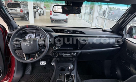 Acheter Occasion Voiture Toyota Hilux Rouge à Gitega, Burundi Acheter Occasion Voiture Toyota Hilux Rouge à Gitega, Burundi