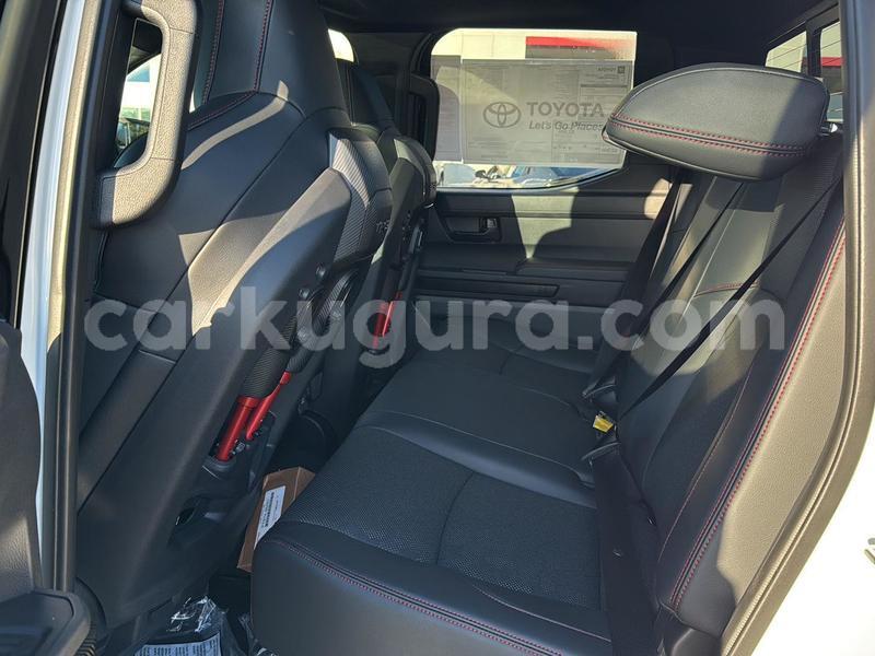 Big with watermark toyota tacoma burundi gitega 6396