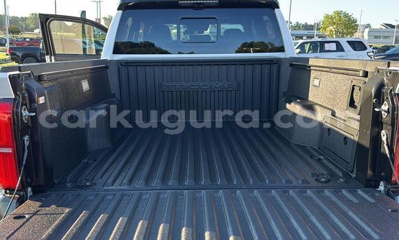 Acheter Occasion Voiture Toyota Tacoma Blanc à Gitega, Burundi Acheter Occasion Voiture Toyota Tacoma Blanc à Gitega, Burundi