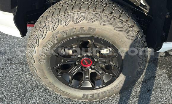 Acheter Occasion Voiture Toyota Tacoma Blanc à Gitega, Burundi Acheter Occasion Voiture Toyota Tacoma Blanc à Gitega, Burundi