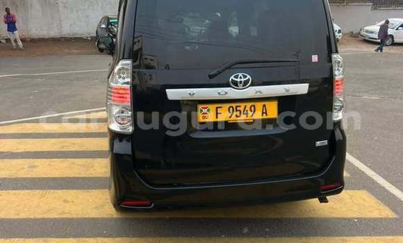 Acheter Occasion Voiture Toyota Noah Noir à Bujumbura, Bujumbura Acheter Occasion Voiture Toyota Noah Noir à Bujumbura, Bujumbura