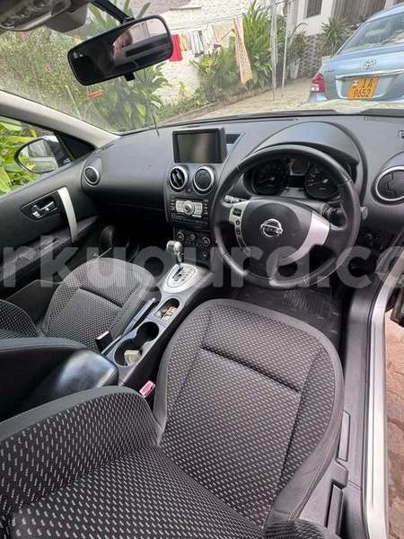 Big with watermark nissan dualis burundi gitega 6415