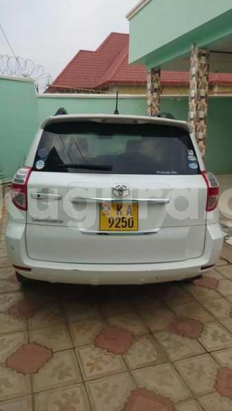 Big with watermark toyota vanguard burundi gitega 6418