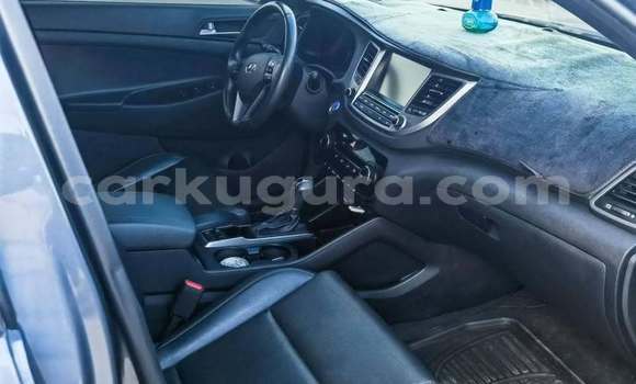 Acheter Occasion Voiture Hyundai Tucson Bleu à Gitega, Burundi Acheter Occasion Voiture Hyundai Tucson Bleu à Gitega, Burundi
