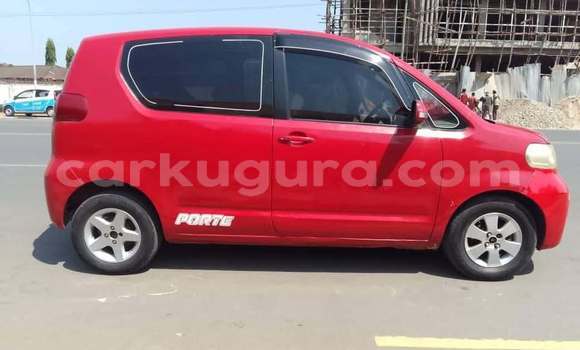 Acheter Occasion Voiture Toyota Porte Rouge à Bujumbura, Bujumbura Acheter Occasion Voiture Toyota Porte Rouge à Bujumbura, Bujumbura