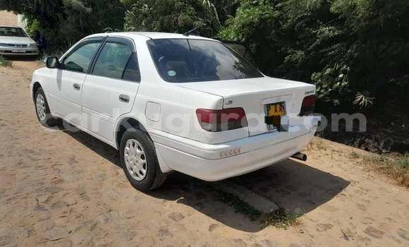 Acheter Occasion Voiture Toyota Carina Blanc à Bujumbura, Bujumbura Acheter Occasion Voiture Toyota Carina Blanc à Bujumbura, Bujumbura
