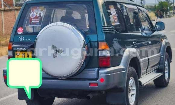 Acheter Occasion Voiture Toyota Prado Noir à Bujumbura, Bujumbura Acheter Occasion Voiture Toyota Prado Noir à Bujumbura, Bujumbura