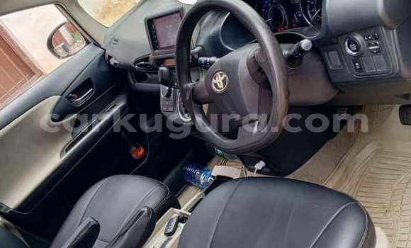 Acheter Occasion Voiture Toyota Wish Gris à Bujumbura, Bujumbura Acheter Occasion Voiture Toyota Wish Gris à Bujumbura, Bujumbura