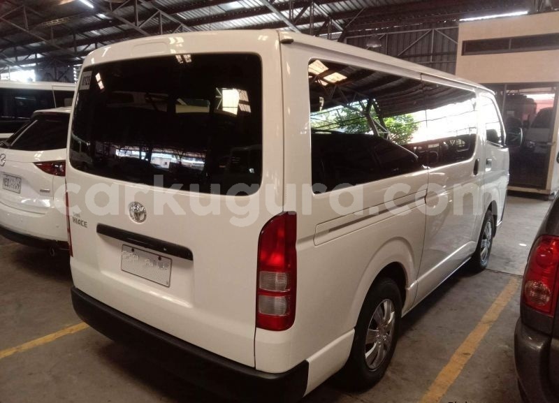 Big with watermark toyota hiace burundi gitega 6437