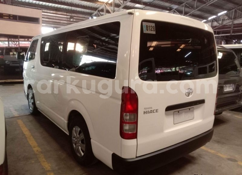 Big with watermark toyota hiace burundi gitega 6437