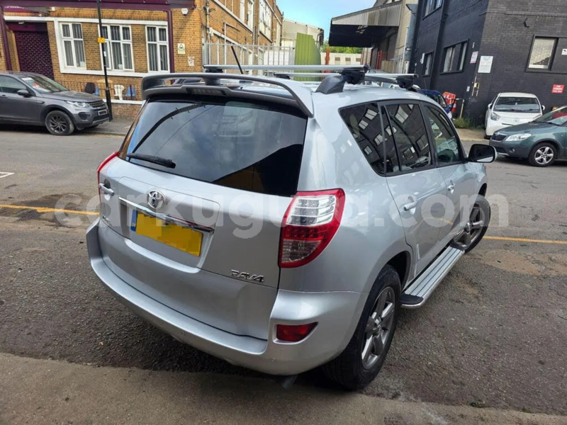 Big with watermark toyota rav4 burundi gitega 6460