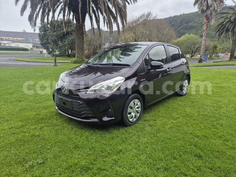 Big with watermark toyota vitz burundi gitega 6462