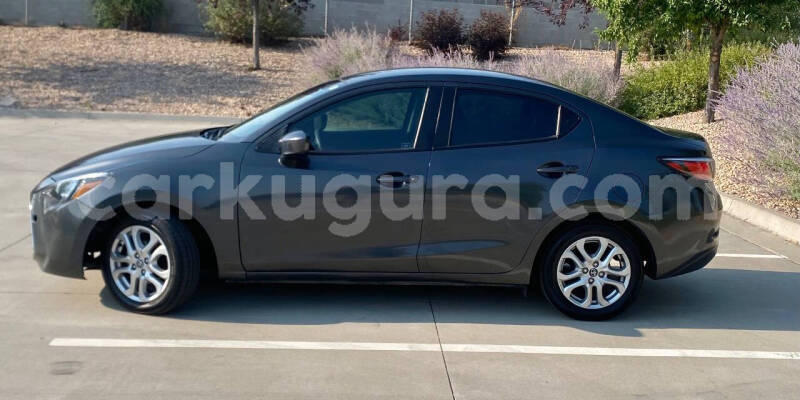 Big with watermark toyota yaris burundi gitega 6470